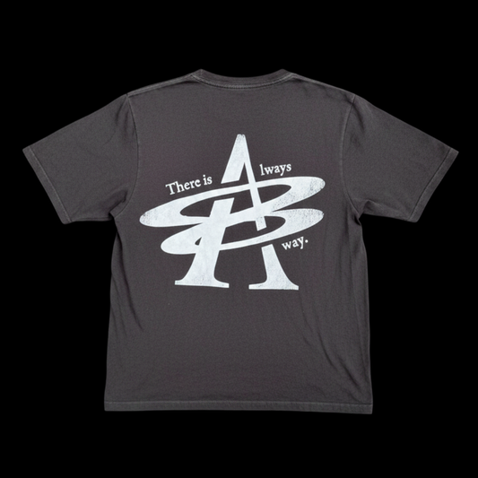 AV8 TEE - BLACK